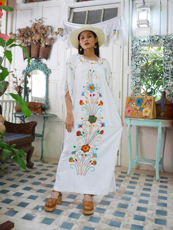 1970s Vintage White Cotton Embroidery Maxi Dress,… - image 2