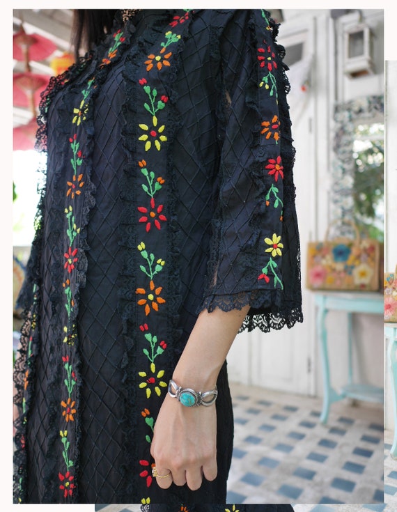 Vintage Black  Mexican Lace  Dress, Embroidered L… - image 3