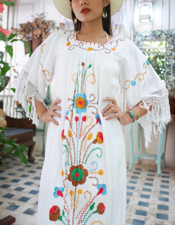 1970s Vintage White Cotton Embroidery Maxi Dress,… - image 3