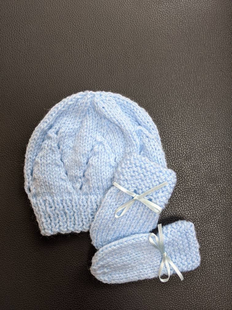 baby boy hat and mittens