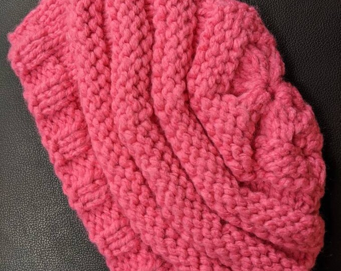 Slouchy hat chunky pink ladies
