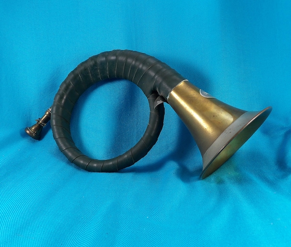 Furst Pless Hunting horn With Belt Shooting Warning Horse Boating New Furst Pless Hunting horn With Belt Shooting Warning Horse Boating New