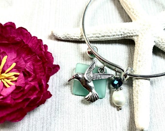 Sea Glass Hummingbird Bracelet, Hummingbird Bracelet, Bird Bracelet, Green Sea Glass Bracelet, Sea Glass Jewelry, Hummingbird Jewelry