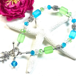 Sea Glass Palm Tree Bracelet, Palm Tree Bracelet, Palm Tree Jewelry , Tropical Jewelry, Beachy Jewelry, Summer Jewelry, Sea Glass Jewelry