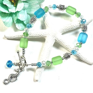 Sea Glass Seahorse Bracelet, Seahorse Bracelet, Seahorse Jewelry , Nautical Jewelry, Beachy Jewelry, Summer Jewelry, Sea Glass Jewelry