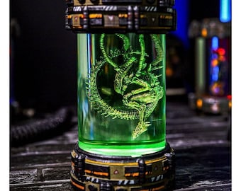 Xeno.morph Lamp, Ali.en Epoxy Lamp, Custom Sta.r Wars Night Light, Table Lamp, epoxy Xen.omorph figure, Christmas Gifts For Him