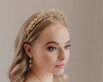 Gold Bridal Hair Accessories, Celestial wedding Accessory, Star Headpiece, Statement star headband, Unique wedding crown, Star bridal halo