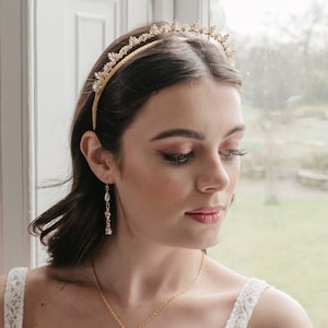 Vintage wedding headpiece, delicate and beautiful crown, Art deco bridal tiara, Unique 1920s, Gatsby bride, 1930s headpiece, 14k gold