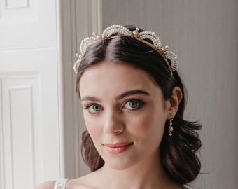 Vintage headpiece with pearls and crystals, Luxury wedding crown, Bridal hair piece, Beautiful tiara for bride, Art deco hair accessory