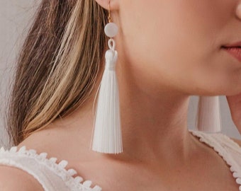 Tassel bridal earrings, Pearl coin earrings, Bohemian wedding earrings, Boho bride, Natural pearl earrings, Statement drop earrings, Modern