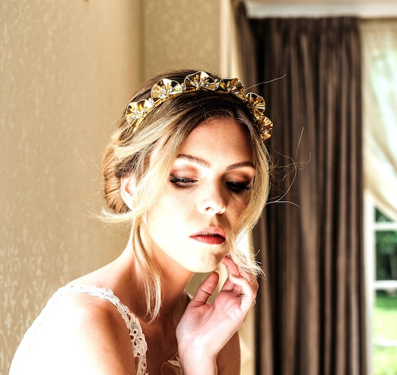 Gold Bridal Headpiece, Vintage Inspired Wedding Crown  display picture 3