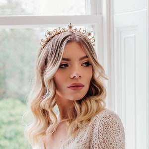 Gold Bridal Hair Accessories, Celestial wedding Accessory, Star Headpiece, Boho bridal headband, Bohemian crown, Gold stars hair piece image 1