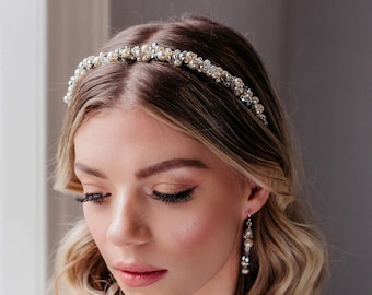 Crystal Wedding Headpiece, Bridal Pearl Headband, Wedding Halo Gold, Wedding Hair Piece, Wedding Halo Silver, Unique luxury accessory