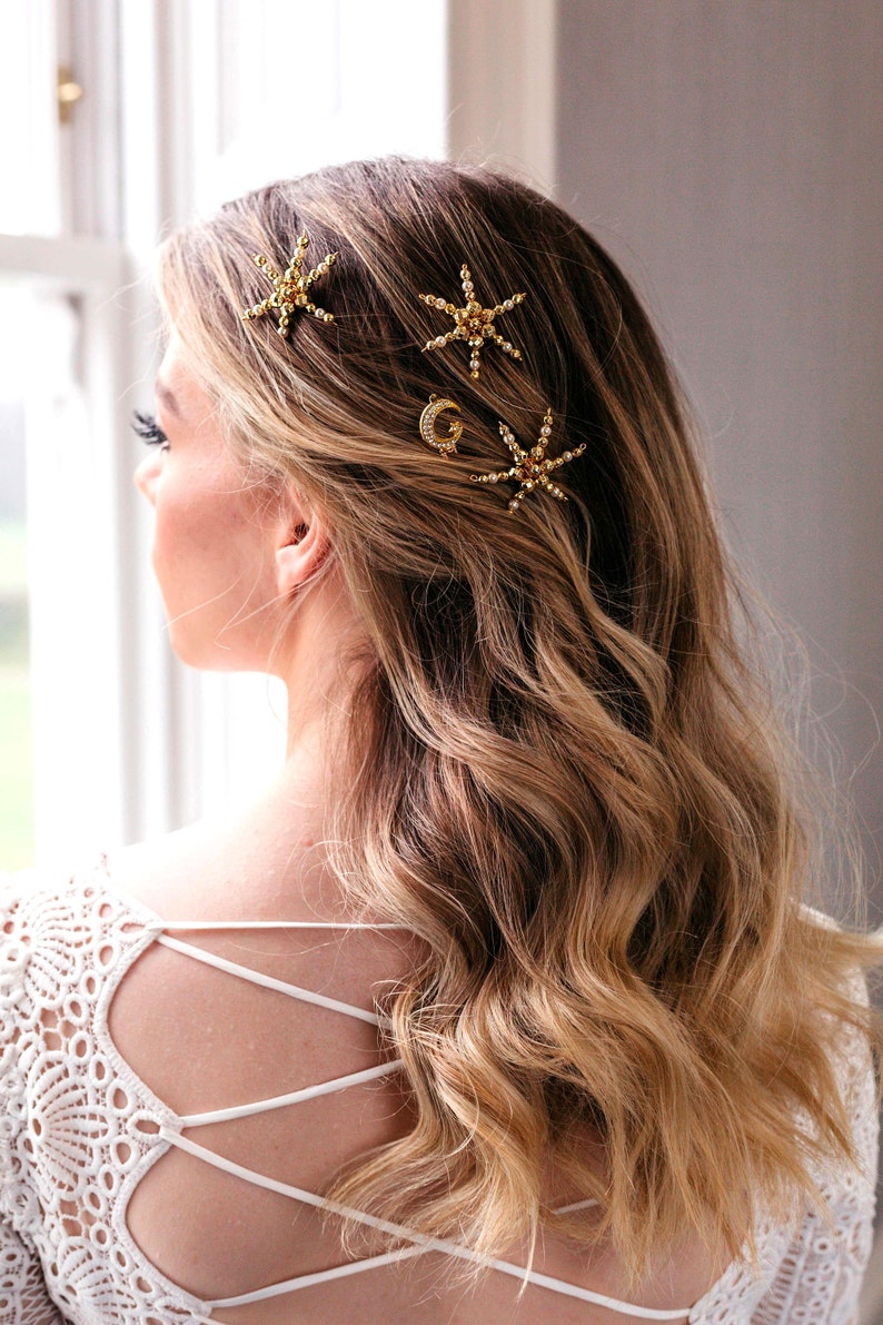 Gold Star Wedding Hair Pins, Wedding Star Hair Clip, Gold Star Hair Clip, Celestial Wedding Hairpiece, Star Headpiece Bridesmaid, Set of 3 zdjęcie 4