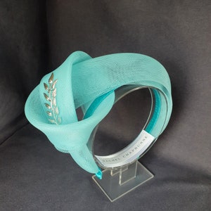 Light blue fascinator with unique leaf detail, Special occasion, Races headwear, ladies day, wedding guest headpiece, mother of the bride