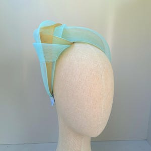 Light Blue and Gold fascinator, races headband, mother of the bride or groom, events hatinator, ladies headpiece, wedding guests