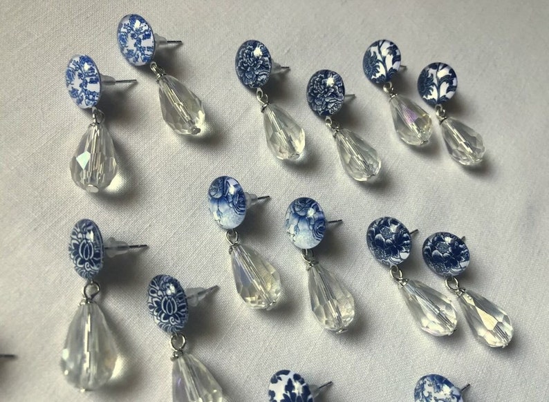 Shabby chic steel style earrings with cabochon and crystal drops