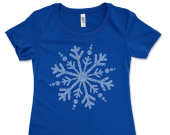 Christmas Shirts for Women, Ladies Snowflake Shirt, Secular Holiday Shirts, Christmas Gift for Mom, Trendy Winter Shirts, Minimalist design