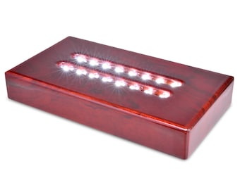 Base de pie Santa Cruz Lights grande de madera de cerezo con 16 luces LED blancas para cristales y arte en vidrio.