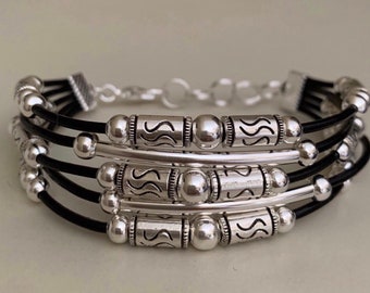 Bracelet for women, Boho bracelet/Women's leather bracelet/Beaded leather bracelet/Bohemian jewelry/Silver bracelet for women