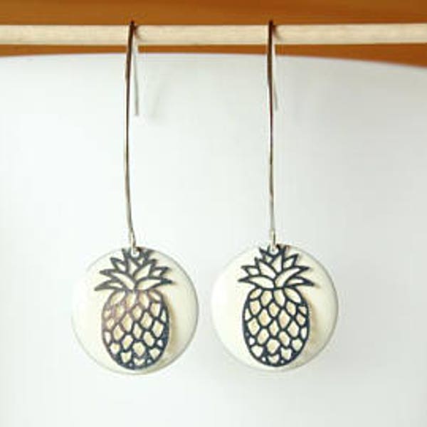 Off white enameled sequin and silver filigree pineapple earrings