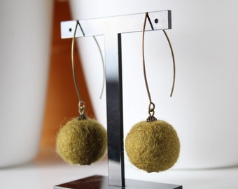 olive green earrings, felted wool bead, trendy, handmade, gift idea, birthday