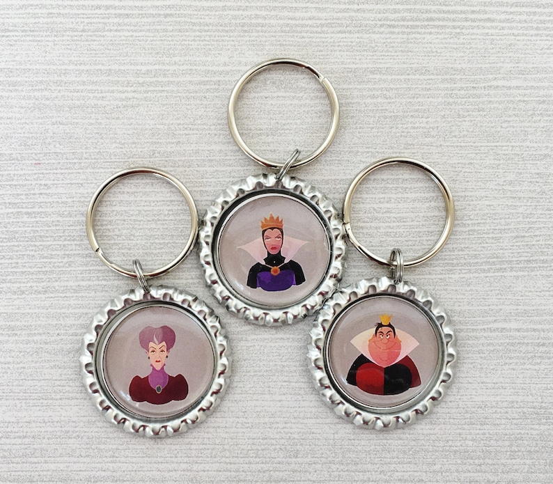 Keychain,Key Ring,Disney Villains,Stepmother,Evil Queen,Key Chain,Keyring,Bottlecap,Bottle Cap,Accessories,Bottlecap Keychain,Handmade,Gift