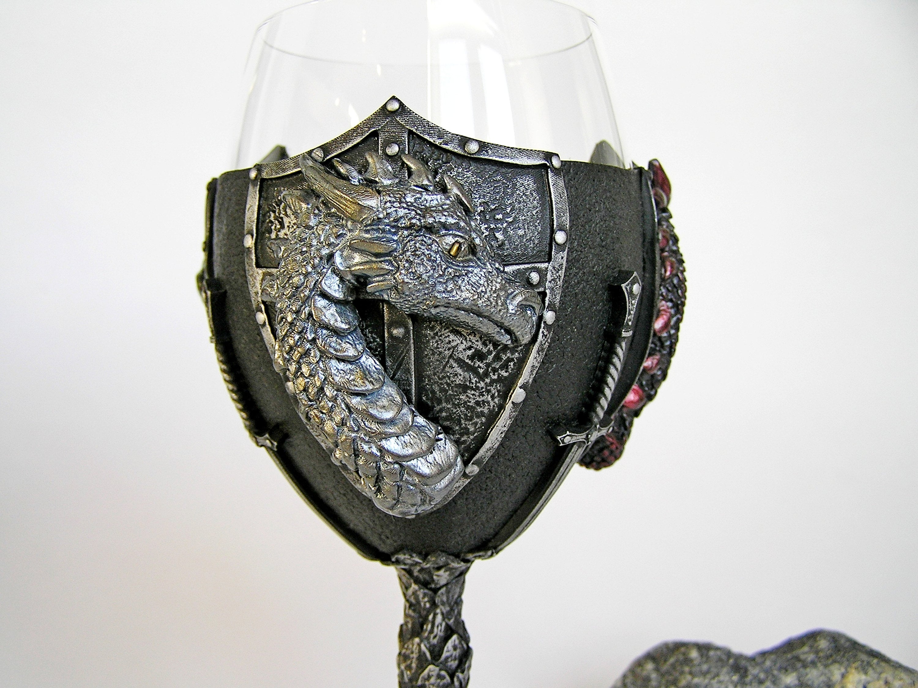 Goblet With Three Dragons, Red Dragon, Green Dragon, Silver Dragon