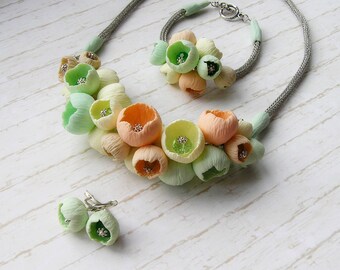 Chunky jewelry set pastel tone (light green, pale yellow, peach, apricot) flowers bud necklace, bracelet, earrings Buds on Viking knit chain