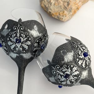 Mittelalterliche silberne Weinkelche mit benutzerdefinierten Farben Kristallen Königliche mittelalterliche Weinkelche für eine alternative Hochzeit, Cosplay, LARP