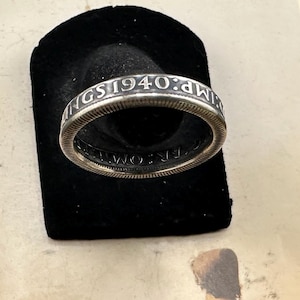 1940 British Florin (Two Shillings) Coin Ring 50% Silver -- Size 12 1/2
