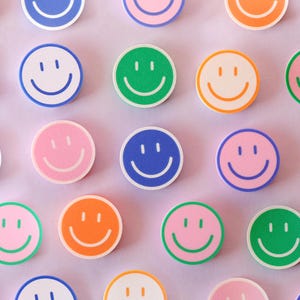 Smiley Magnets Set – kleurrijk, vrolijk, dopamine decor, kantoor