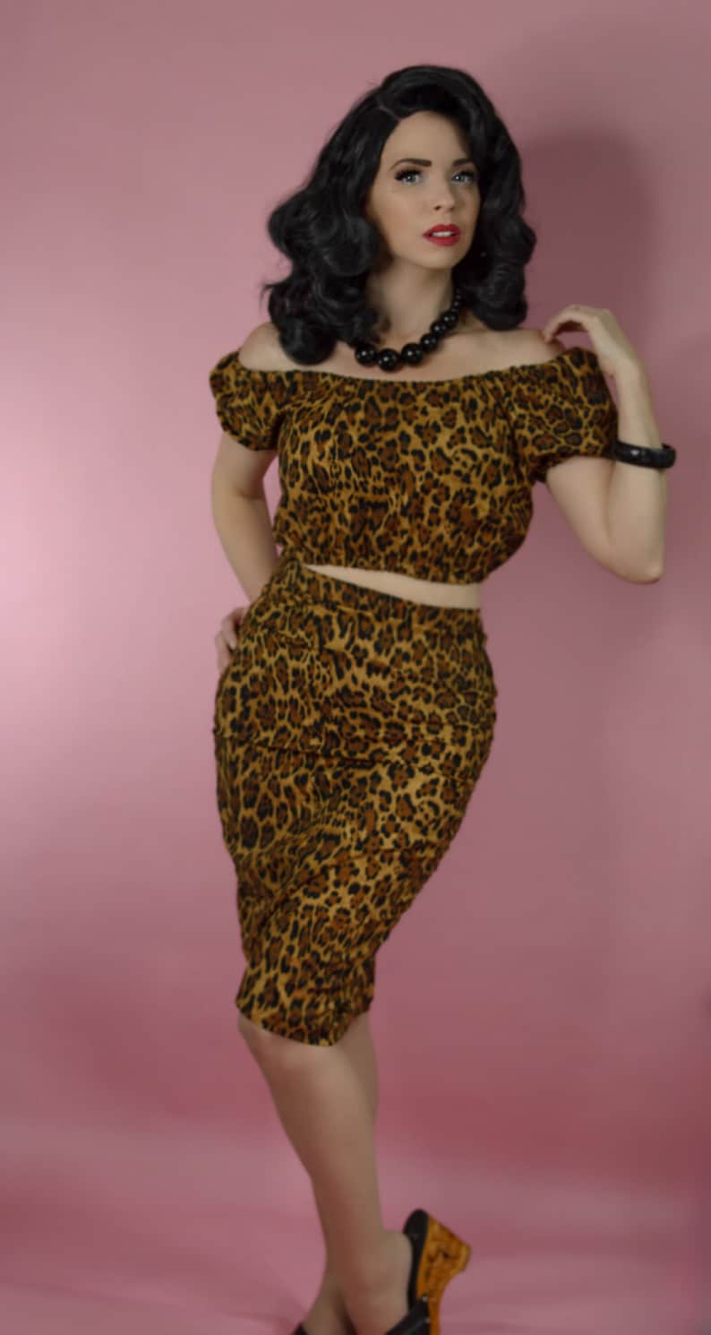Vintage wiggle skirt PDF pattern for creating a classic pinup wardrobe piece
