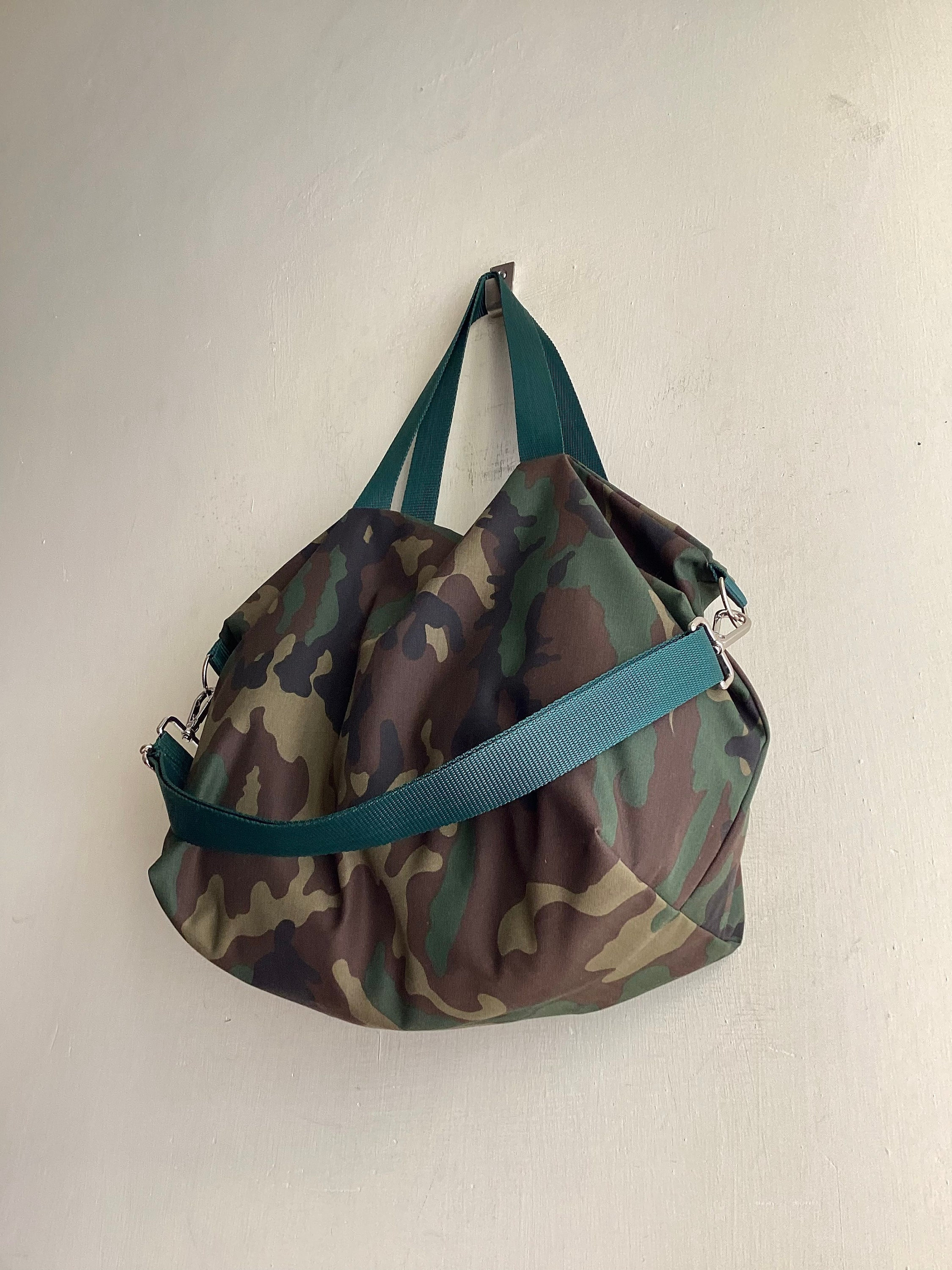 Camo tote bag, camo crossbody bag, camo purse, camo purses, Christmas Day her, gift for her, crossbody bag, gift for him, Christmas gifts