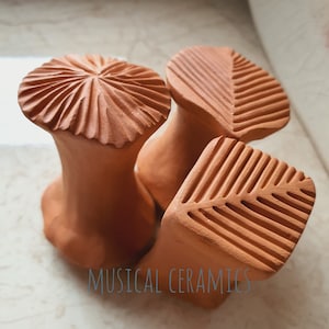 Stemple ceramiczne Stemple gliniane biskwitowe Narzędzia do ceramiki Pieczątki rzeźbione ręcznie Zestaw 3 stempli dwustronnych