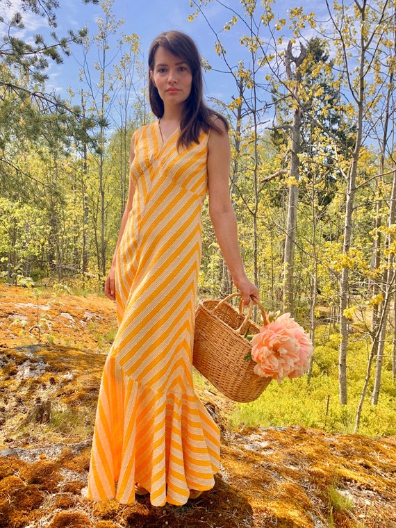 Vintage Arola maxi dress / mermaid dress / 70s dre