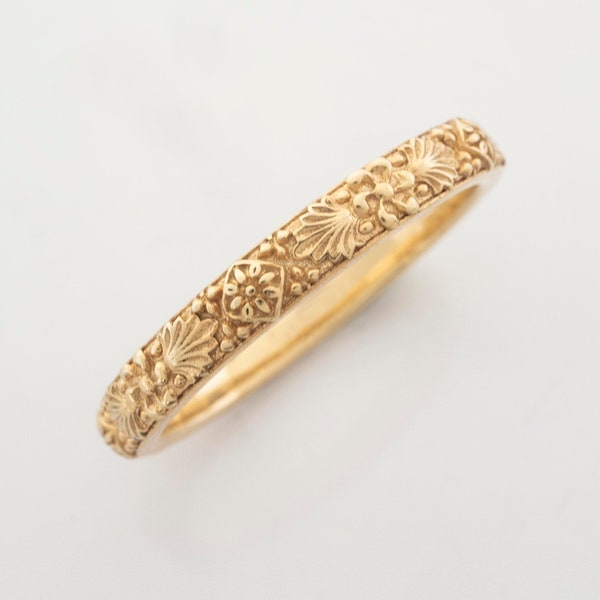 Victorian Wedding Band | Floral Bridal Ring | Antique carved ring | Vintage style