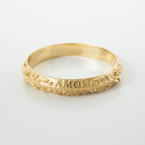 Antique 'Love Conquers All' Wedding Ring Latin Letters Victorian Vintage Wedding Band in 14 karat Solid Gold image 1