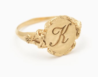 Antique Signet Ring - Vintage style signet ring Personalized monogram ring for women and men in 14K solid gold