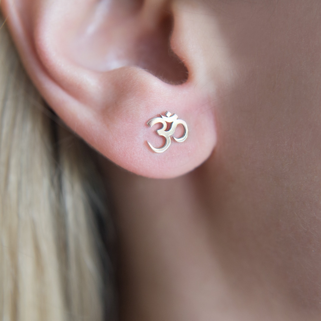 OM Symbol Earrings, Talisman Good Luck Yoga Earrings in 14 Karat Solid