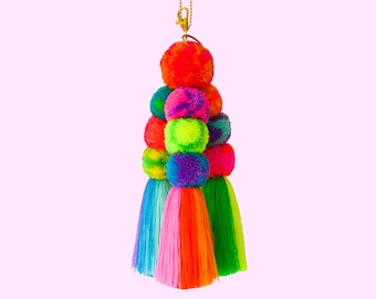 Bag charm, pompom bag charm, tassel bag charm, tassel keychain, pompom keychain, teacher bag charm, tote bag charm, colorful keychain, charm