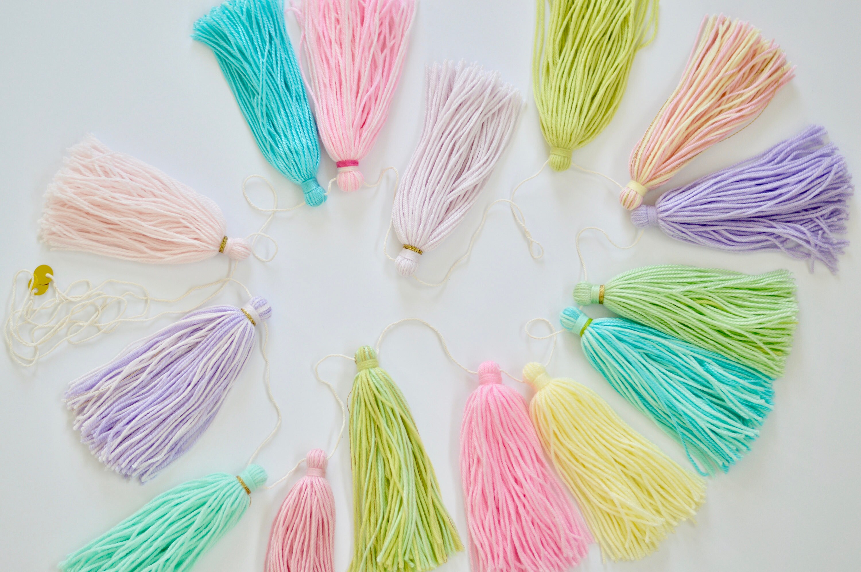 Yarn tassel garland / tassel garland / nursery decor / baby Etsy