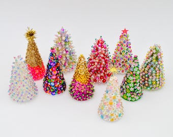 安全ピン クリスマスツリー グリーンビーズ ハンドメイド 高さ12.5