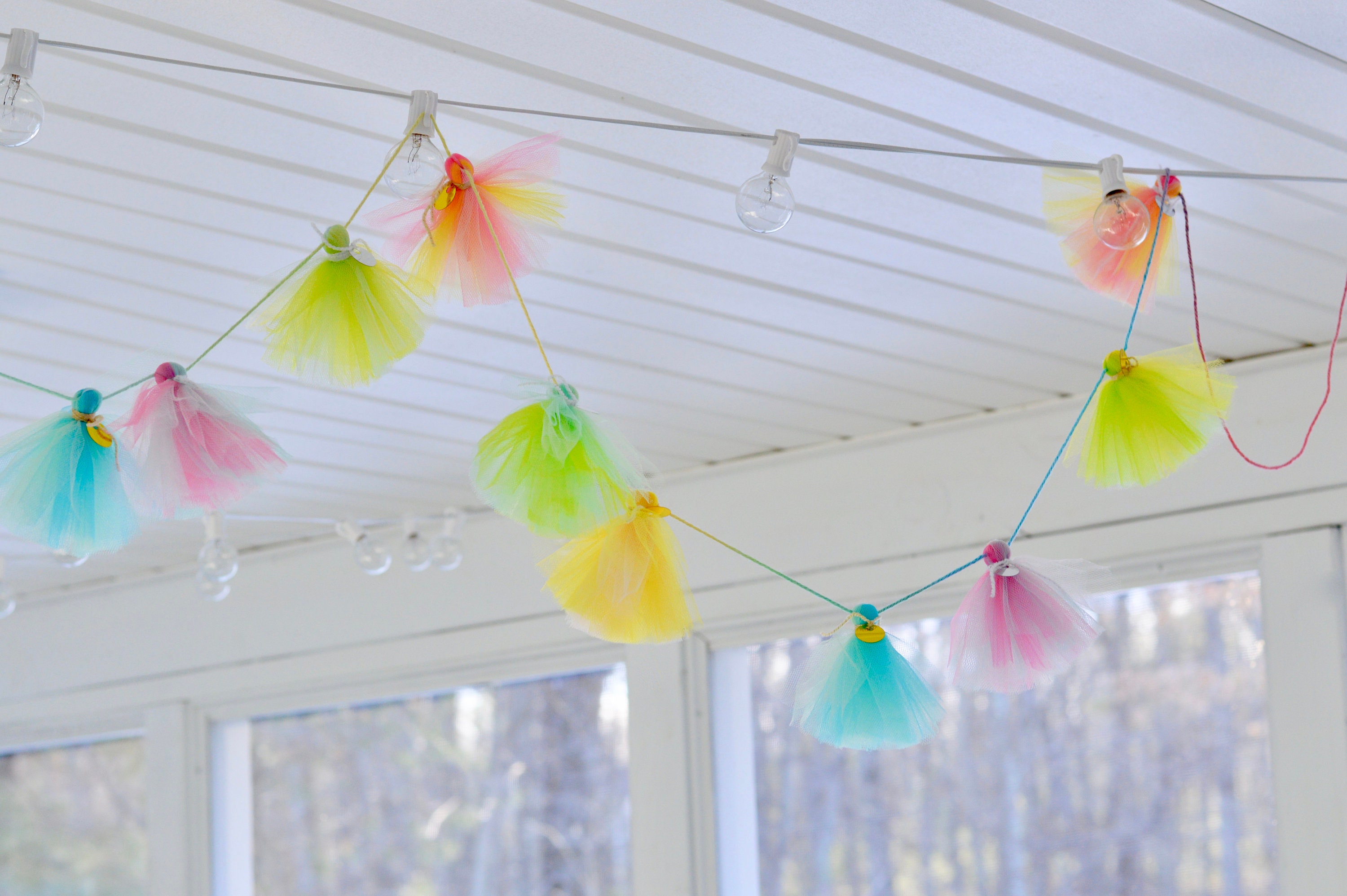 Tulle tassel garland / tassel garland / unicorn garland / Etsy
