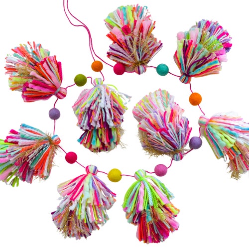 Pompom Yarn Tassel Garland / Nursery Decor / Baby Shower Etsy Australia