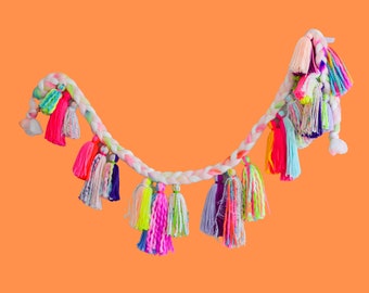 Tassel Garland | Nursery Garland | Yarn Tassels | Birthday Decoration | Tassels | Party Decoration | Boho Decoration | Colorful Home Decor