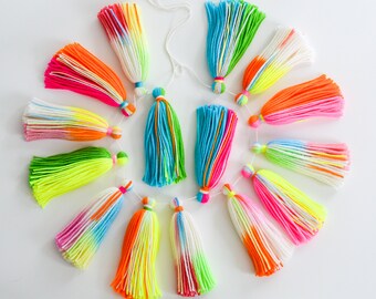 Hand-dyed colorful yarn tassel garland for party decoration and home decor