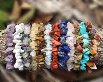 Stretchy Crystal Bracelet / Crystal Stretch Bracelet / Healing Crystal Bracelet / Crystal Chip Bracelet / Chakra Gemstone Chip Bracelet