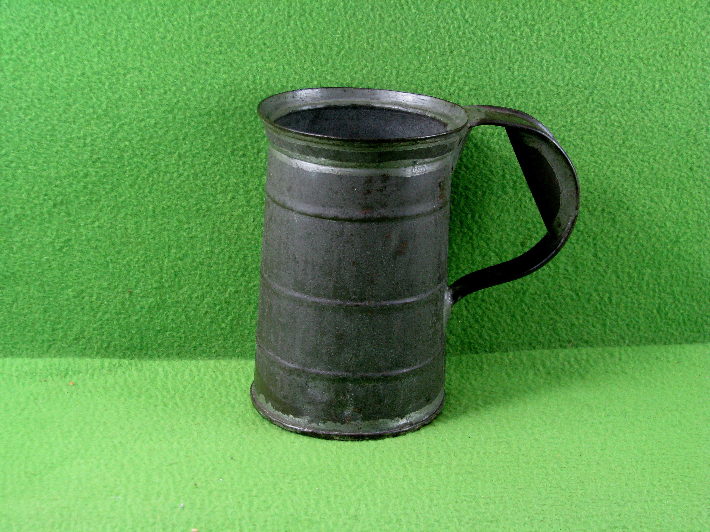 Antique Tin Measuring Cup With Spout and Handle With Measurement in Pints  and Gills 
