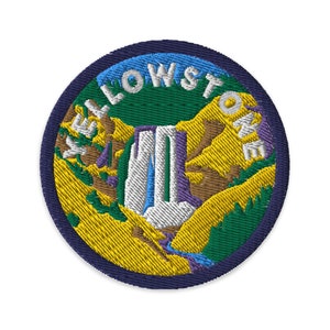 YELLOWSTONE National Park, USA Design Travel Patch, Vintage-Style Embroidery, Sew or Iron On, 3 Inch Patch, Gift for Travelers, Souvenir